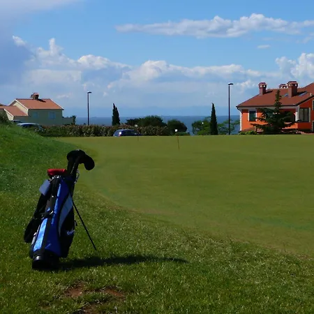 Del Golfo, Mit Garten Und Pool Savudrija